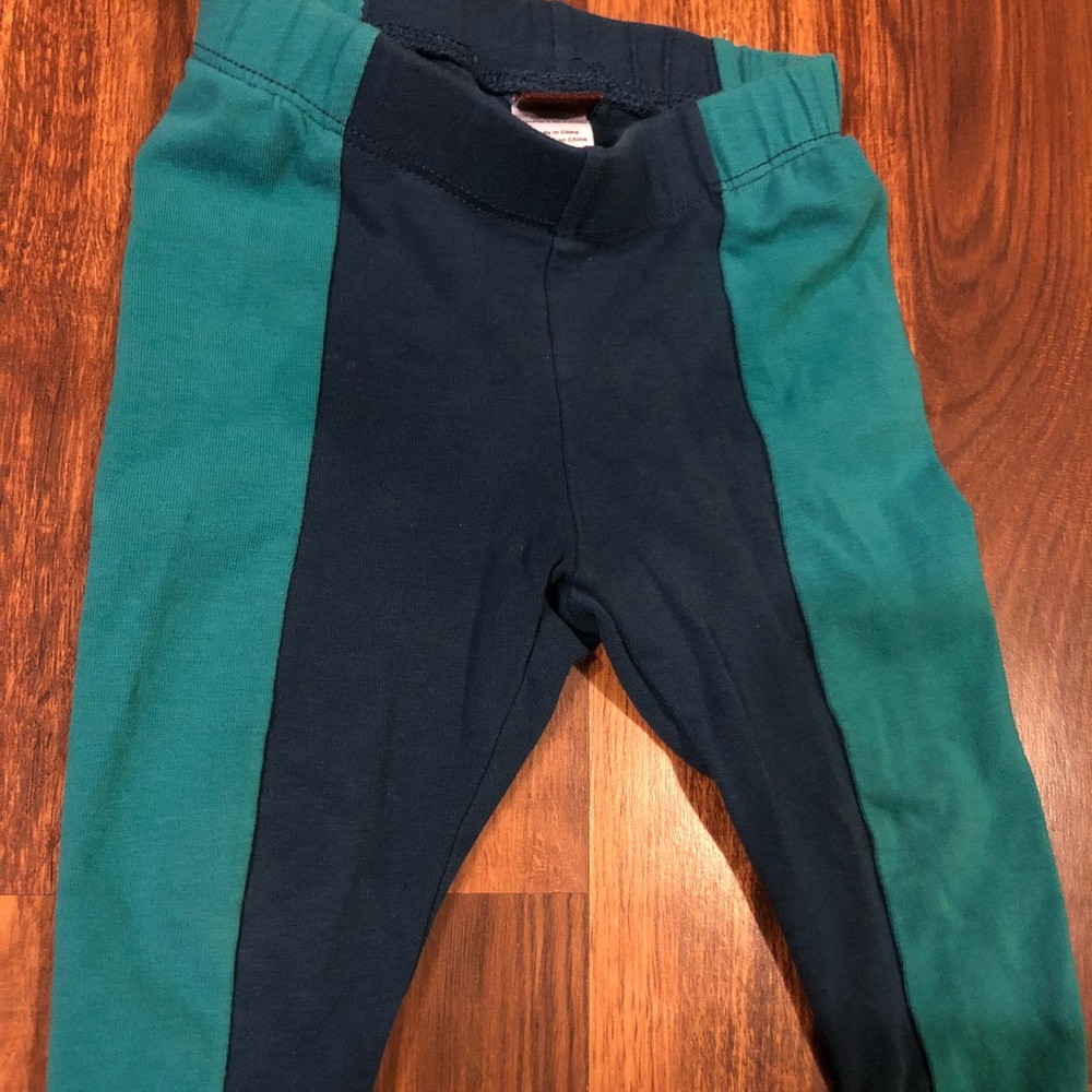 Used great condition tea baby leggings